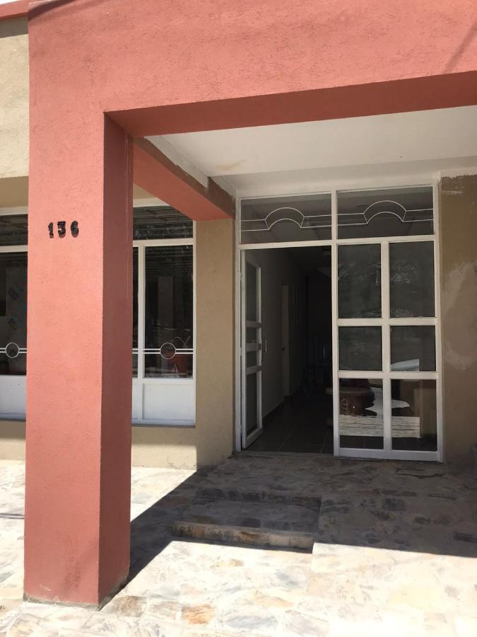 Guest House Салта Екстериор снимка
