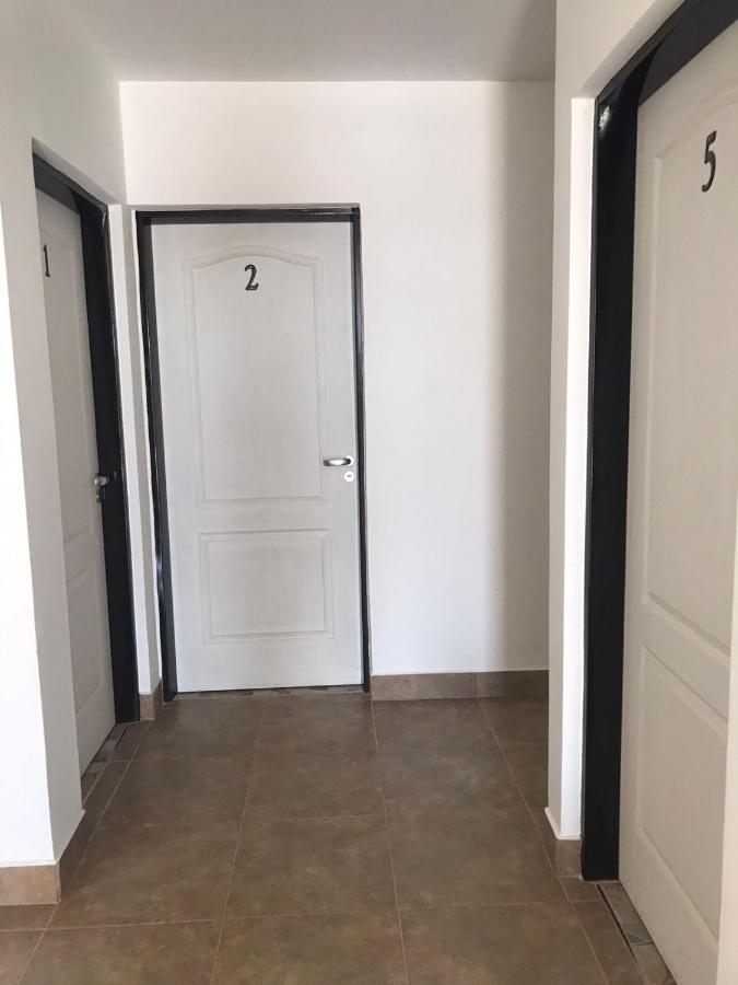 Guest House Салта Екстериор снимка