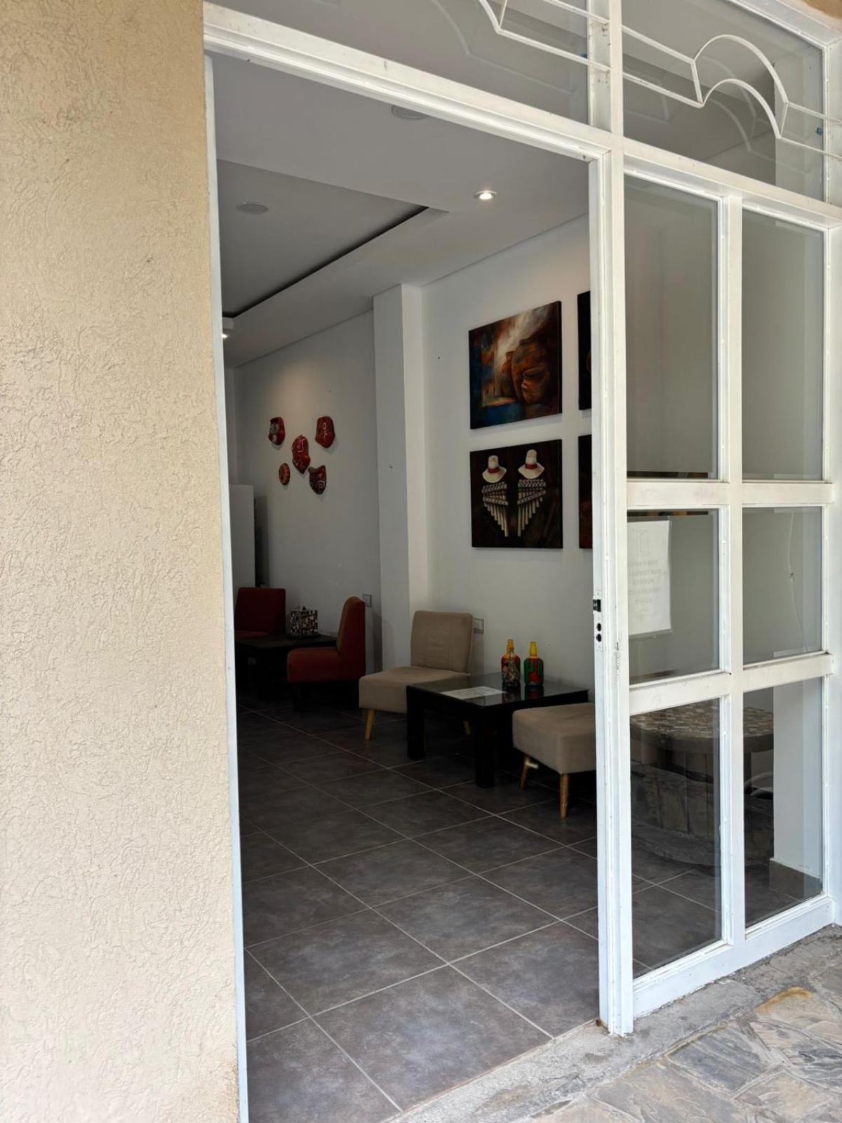 Guest House Салта Екстериор снимка